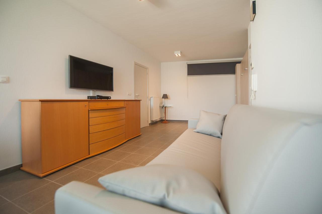Studio Met Groot Zonneterras Centrum Oostende Exterior photo